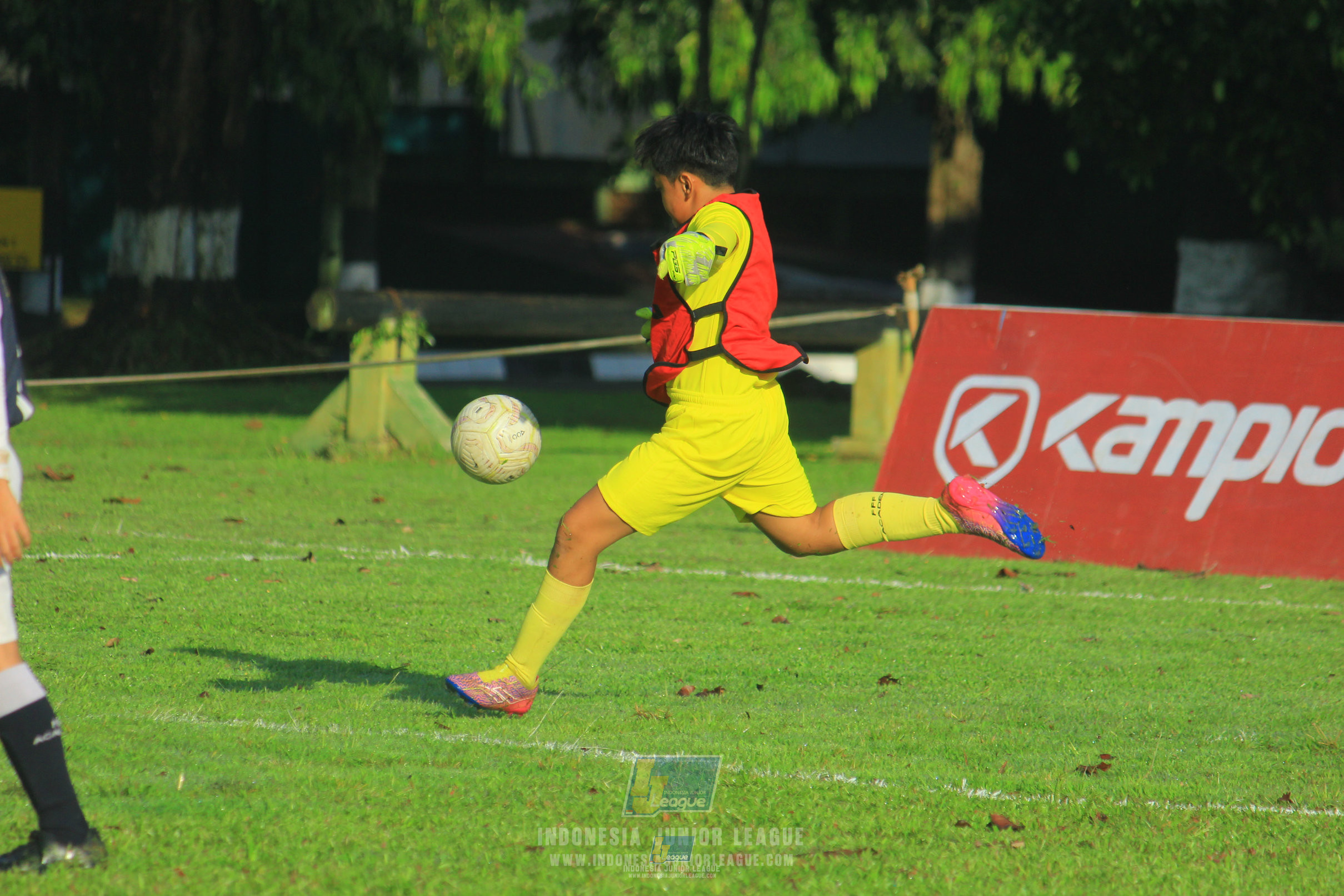 ijl u11 050426 fff academy white vs maesa pararaider white