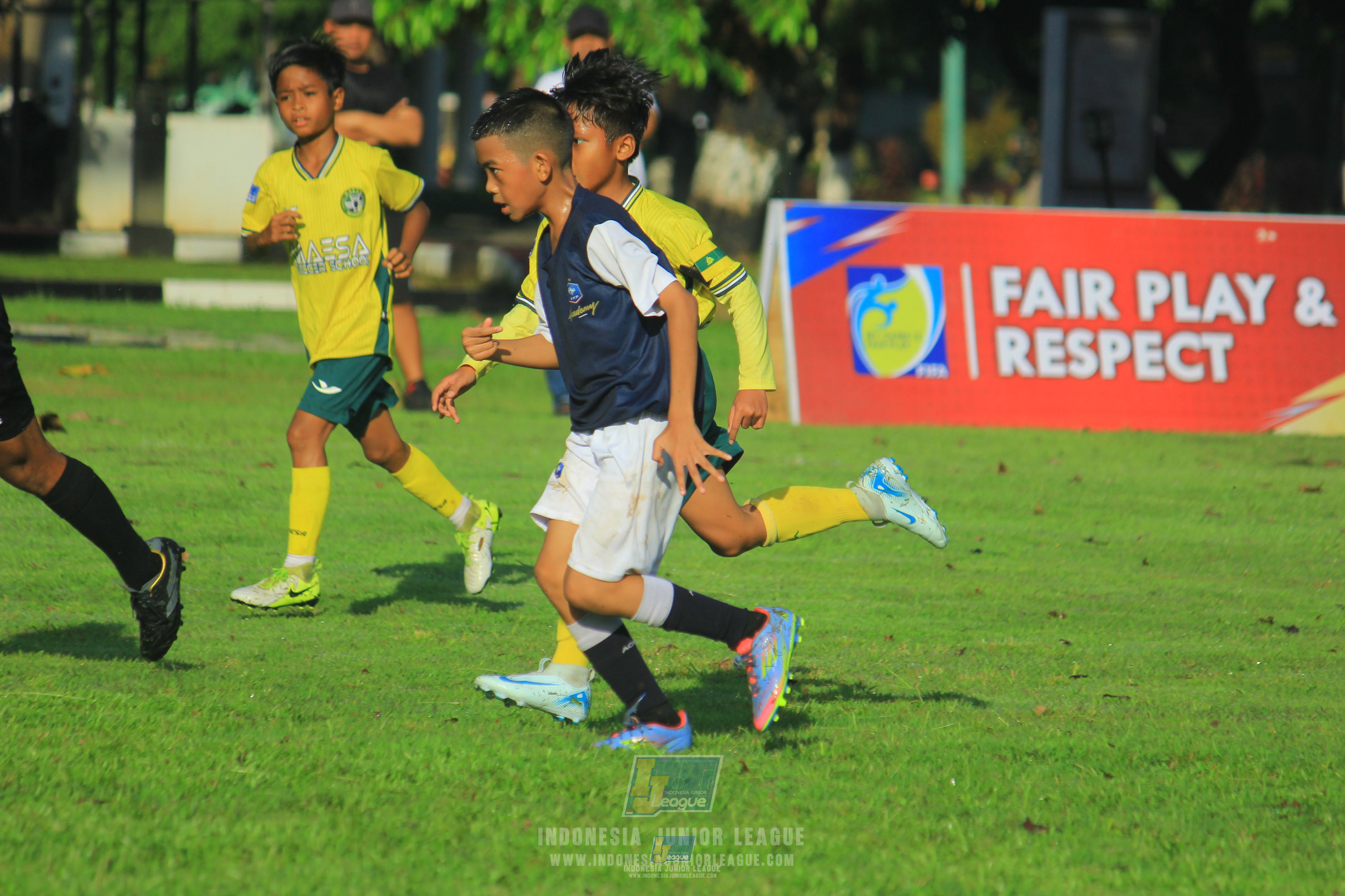 ijl u11 050426 fff academy white vs maesa pararaider white
