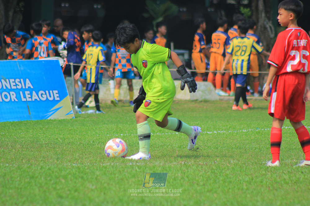 ijl u11 100526 farama fc vs serpong city soccer school