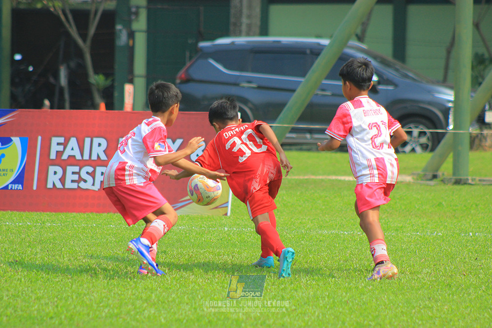 ijl u11 100526 farama fc vs serpong city soccer school