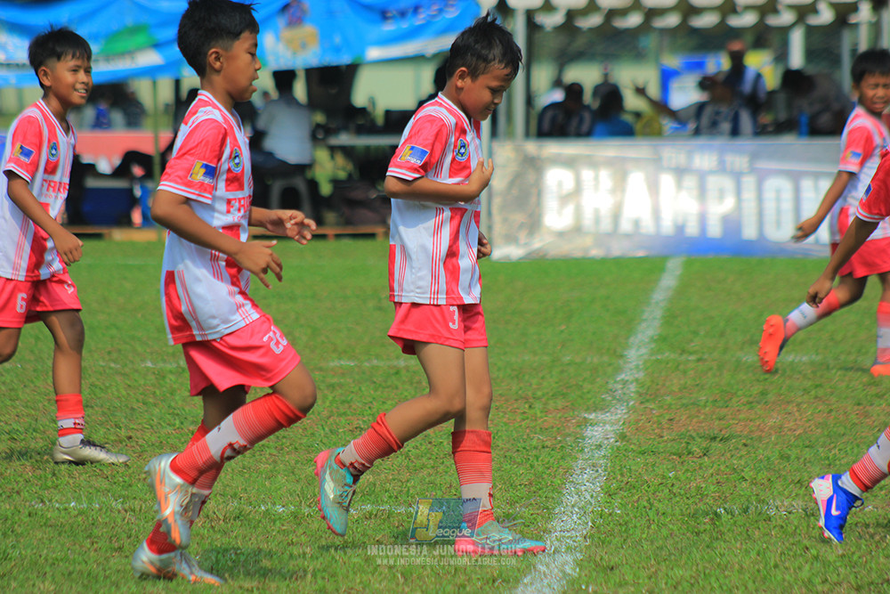 ijl u11 100526 farama fc vs serpong city soccer school