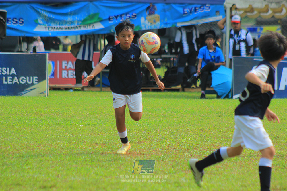 ijl u11 100526 fff academy blue vs karawang youth soccer