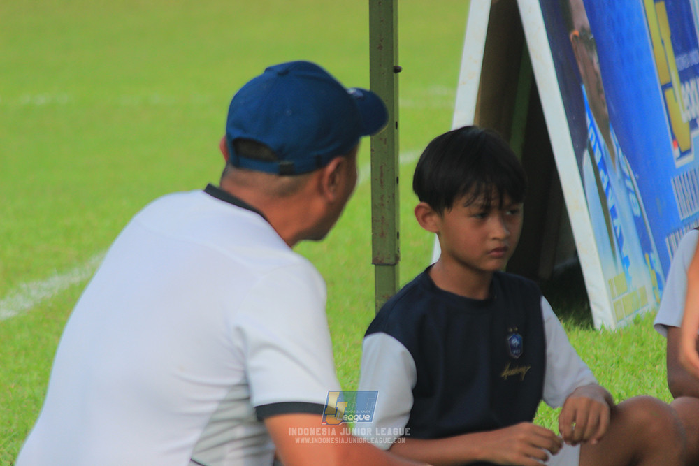 ijl u11 100526 fff academy blue vs karawang youth soccer