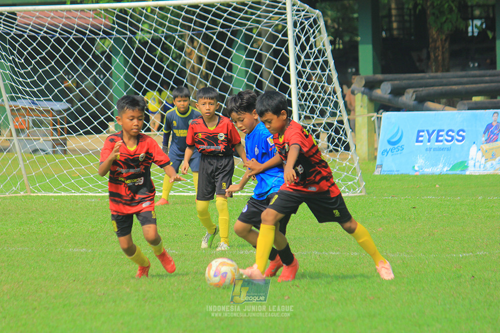 ijl u11 100526 gagak muda vs steelford united