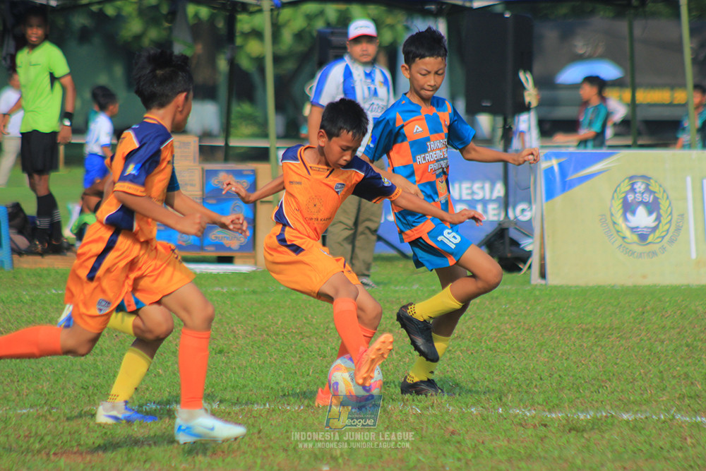 ijl u11 100526 jakarta academy soccer vs timah united