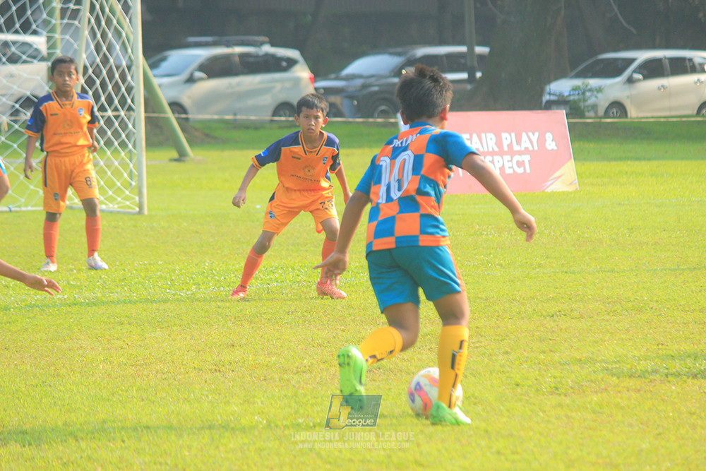 ijl u11 100526 jakarta academy soccer vs timah united
