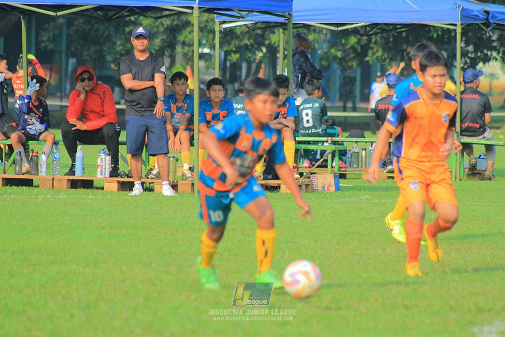 ijl u11 100526 jakarta academy soccer vs timah united