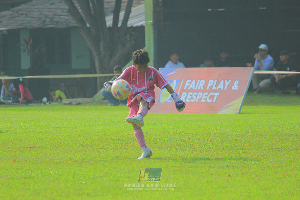 ijl u11 100526 java soccer academy vs garuda kids united