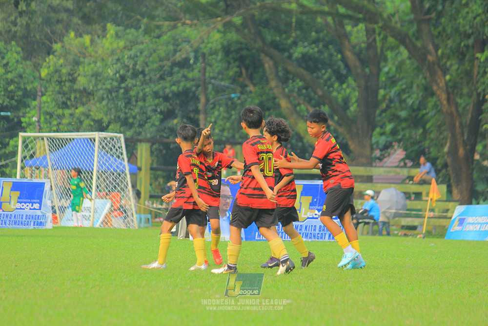 ijl u11 100526 jips soccer vs gagak muda