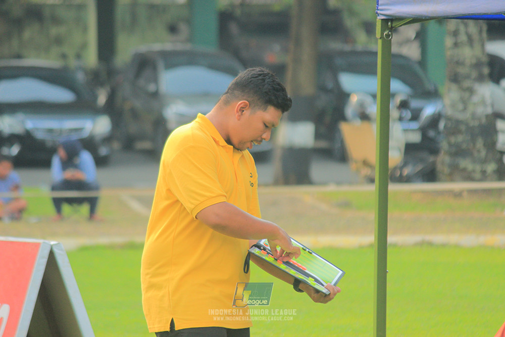 ijl u11 100526 jips soccer vs gagak muda