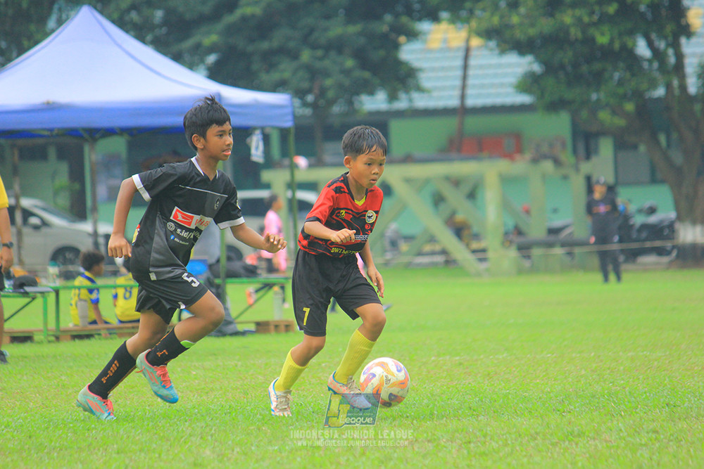 ijl u11 100526 jips soccer vs gagak muda