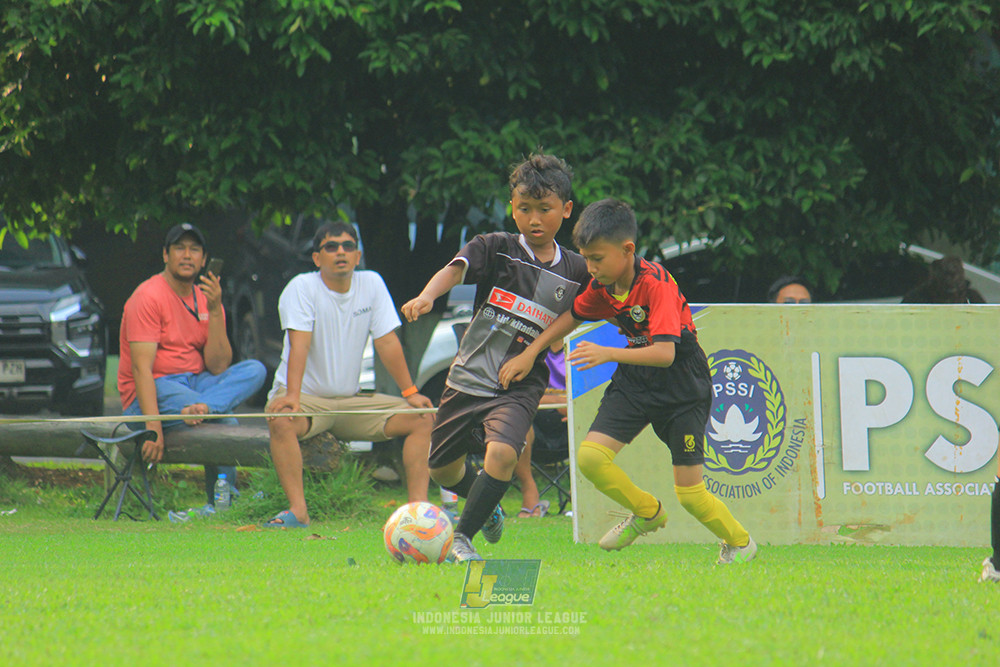 ijl u11 100526 jips soccer vs gagak muda