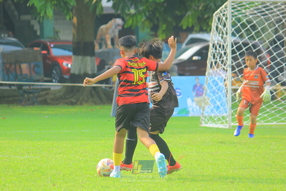 ijl u11 100526 jips soccer vs gagak muda