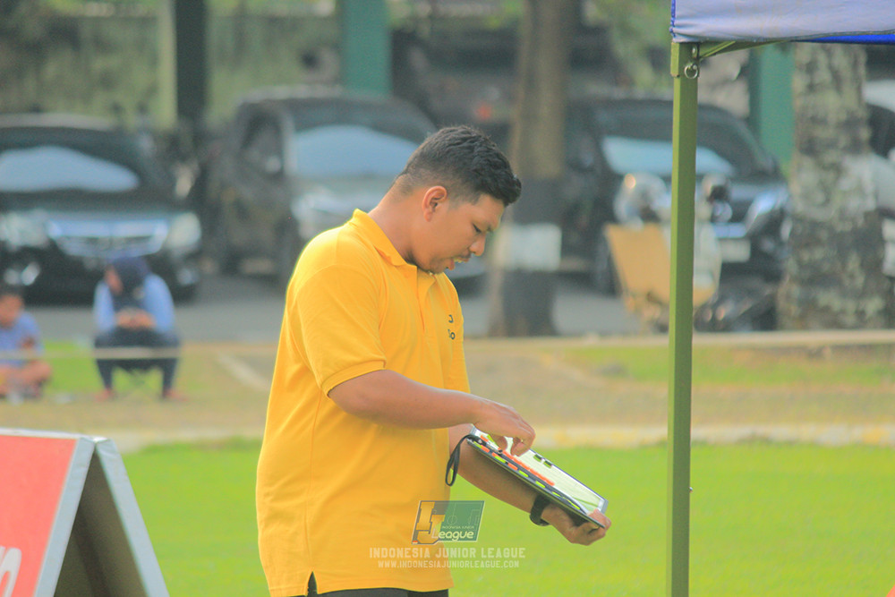 ijl u11 100526 jips soccer vs gagak muda