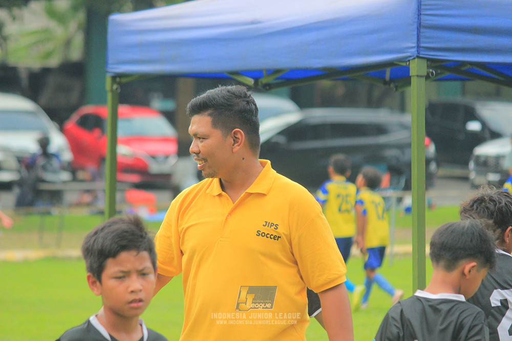 ijl u11 100526 jips soccer vs gagak muda