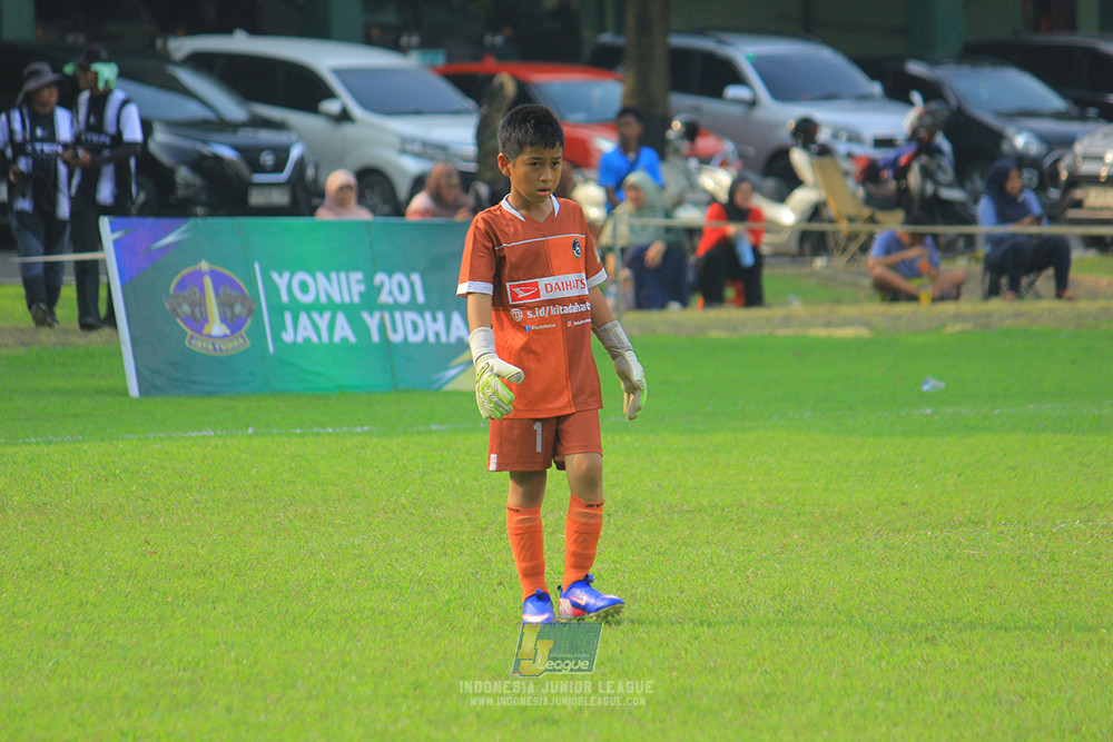 ijl u11 100526 jips soccer vs gagak muda