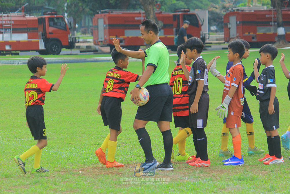 ijl u11 100526 jips soccer vs gagak muda