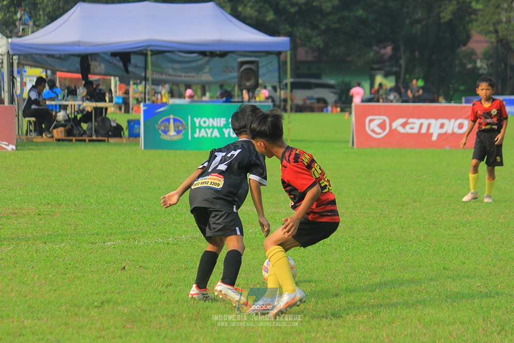 ijl u11 100526 jips soccer vs gagak muda