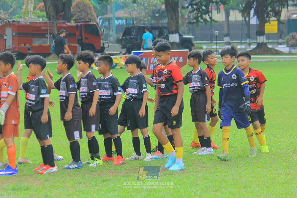 ijl u11 100526 jips soccer vs gagak muda