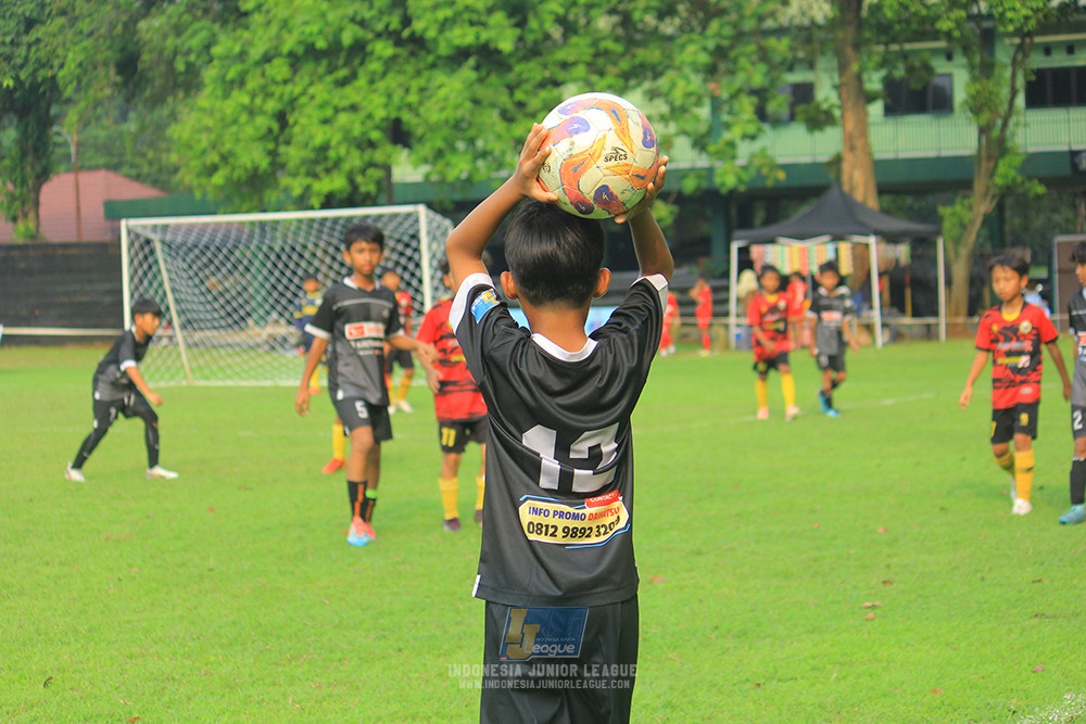 ijl u11 100526 jips soccer vs gagak muda