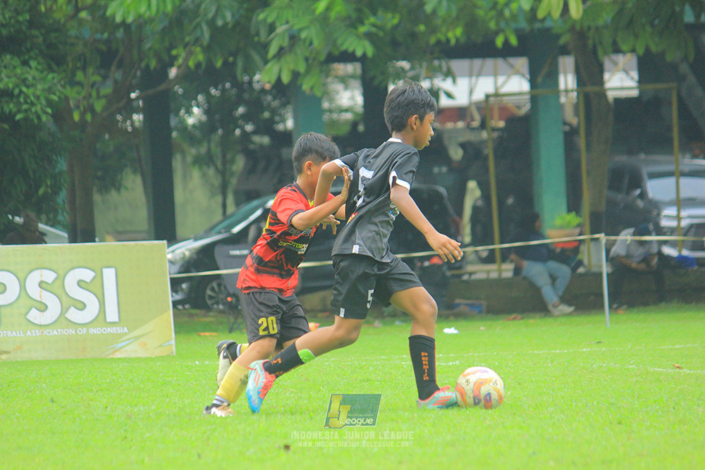 ijl u11 100526 jips soccer vs gagak muda