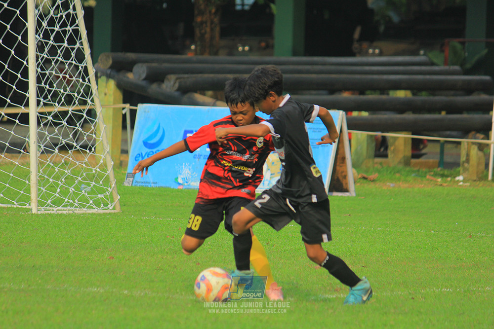 ijl u11 100526 jips soccer vs gagak muda