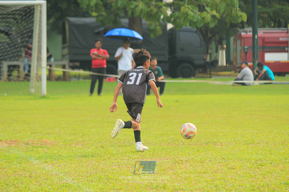 ijl u11 100526 jips soccer vs gagak muda