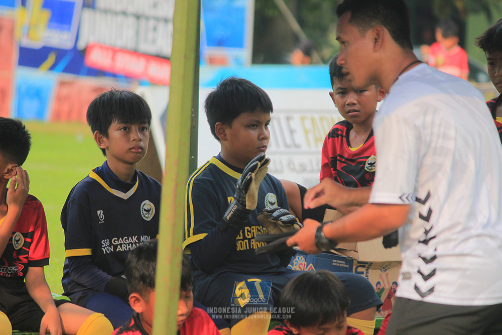 ijl u11 100526 jips soccer vs gagak muda