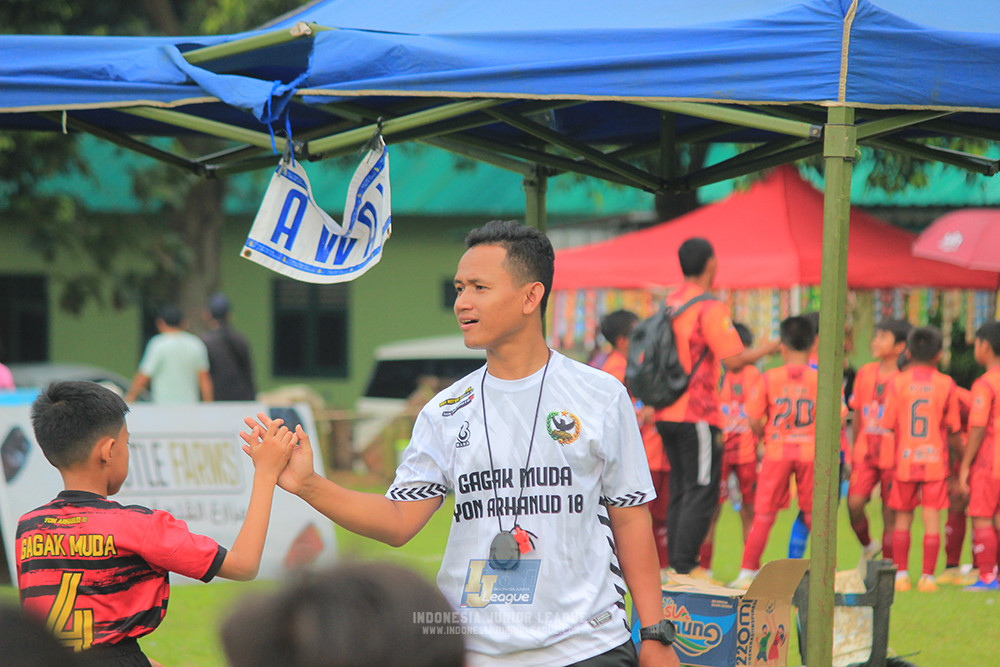 ijl u11 100526 jips soccer vs gagak muda