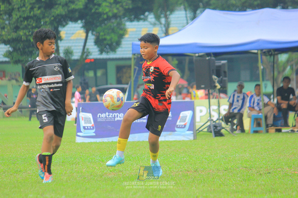 ijl u11 100526 jips soccer vs gagak muda