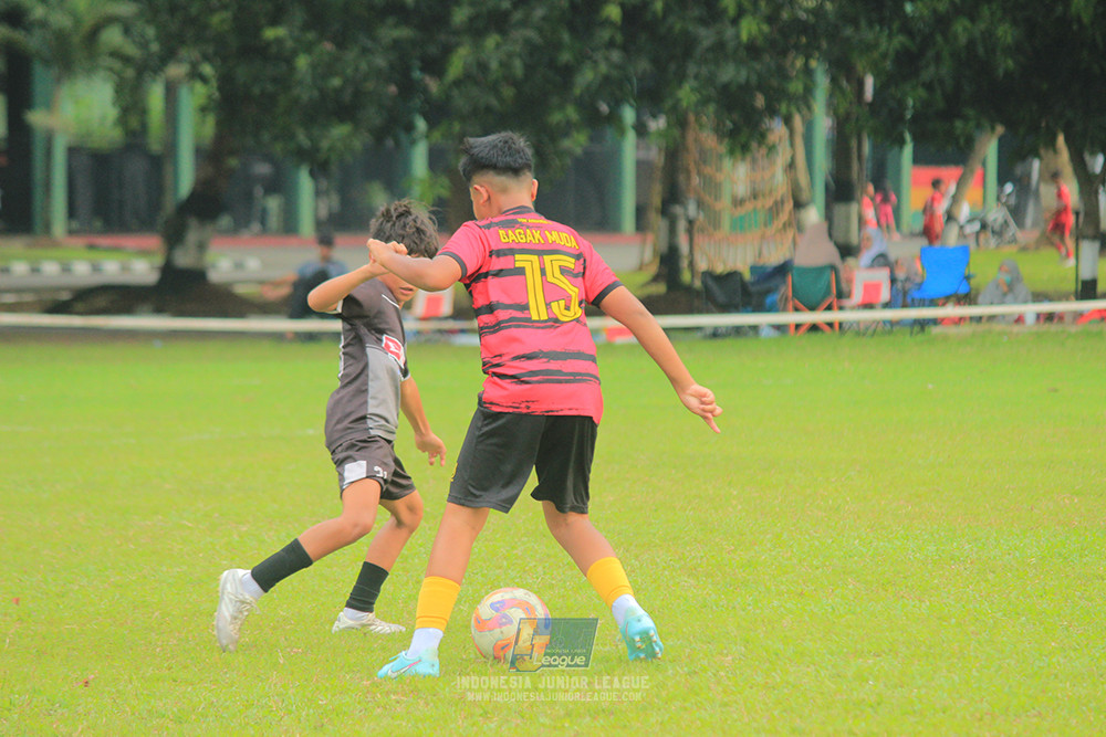 ijl u11 100526 jips soccer vs gagak muda