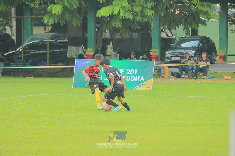 ijl u11 100526 jips soccer vs gagak muda