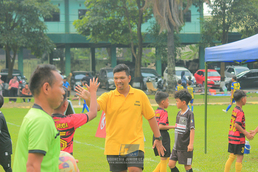 ijl u11 100526 jips soccer vs gagak muda