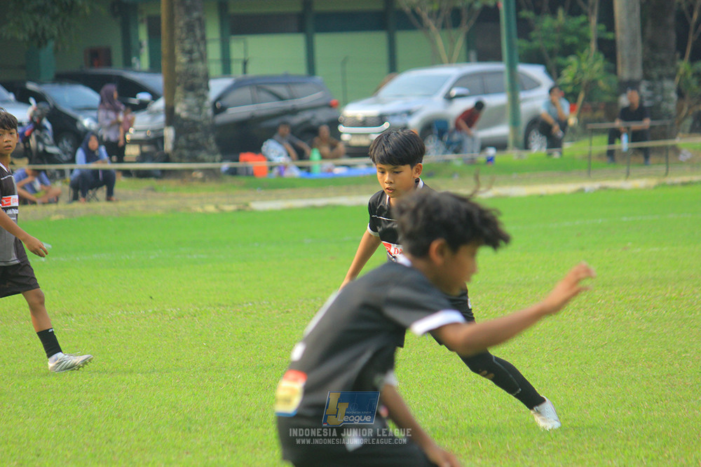 ijl u11 100526 jips soccer vs gagak muda