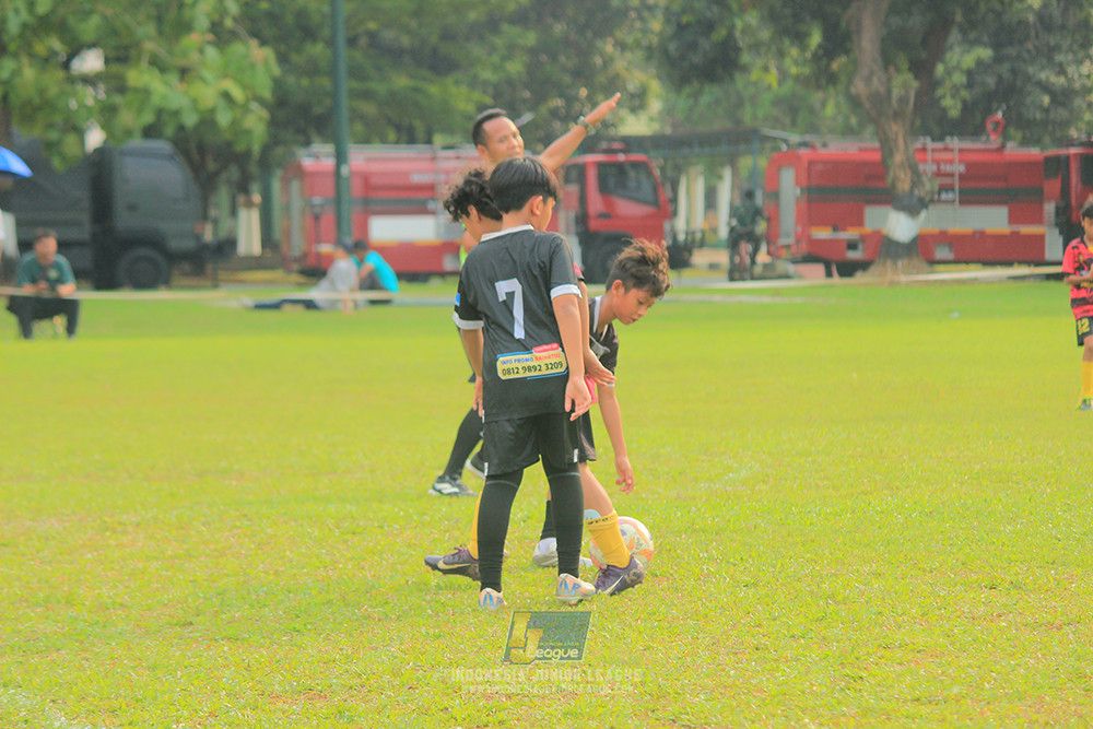 ijl u11 100526 jips soccer vs gagak muda