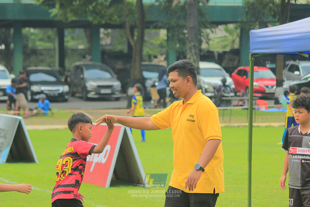 ijl u11 100526 jips soccer vs gagak muda