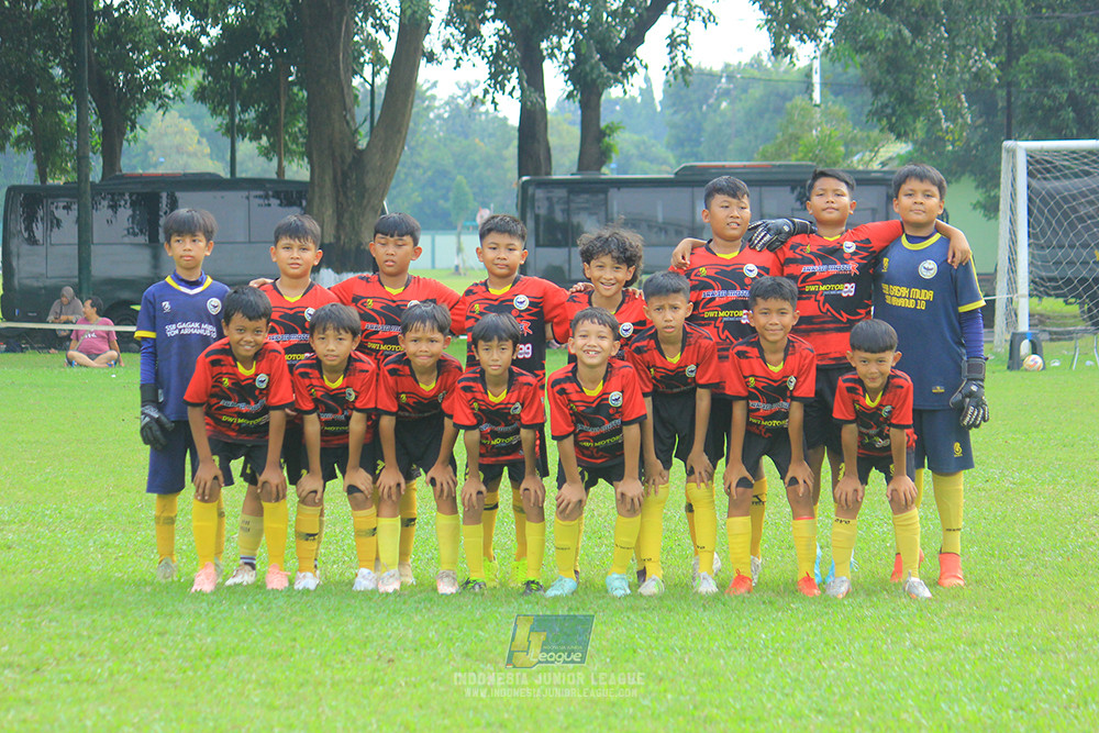 ijl u11 100526 jips soccer vs gagak muda