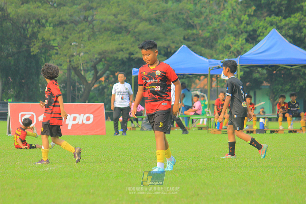 ijl u11 100526 jips soccer vs gagak muda