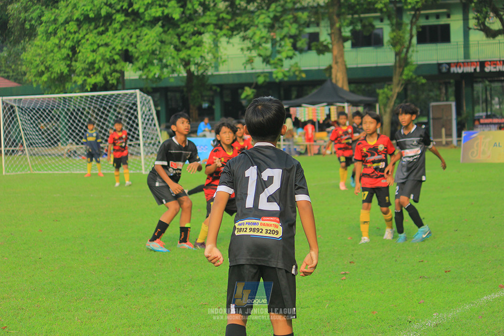ijl u11 100526 jips soccer vs gagak muda