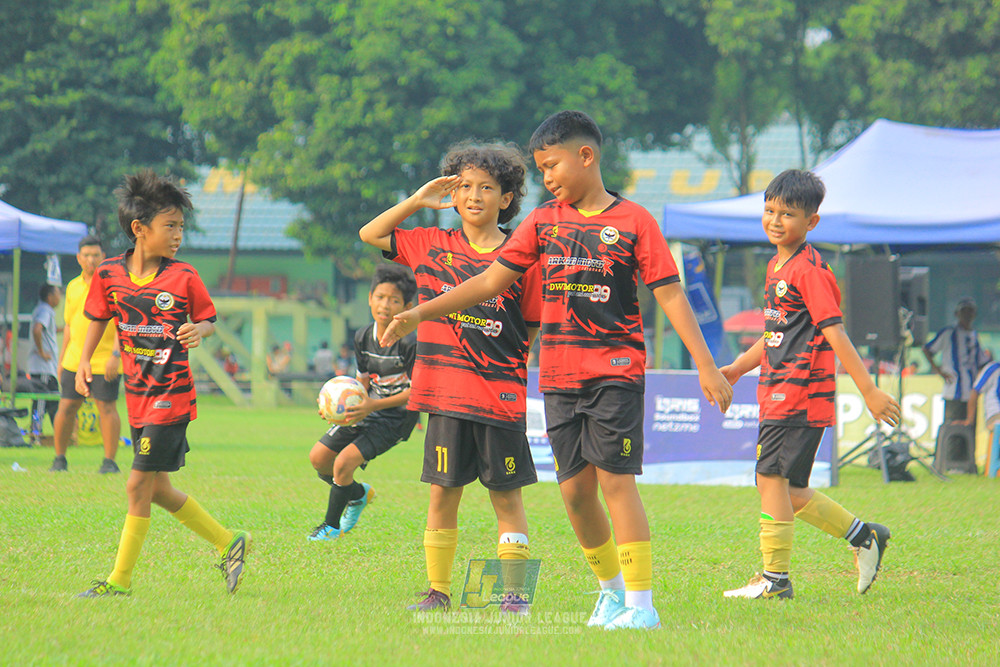 ijl u11 100526 jips soccer vs gagak muda