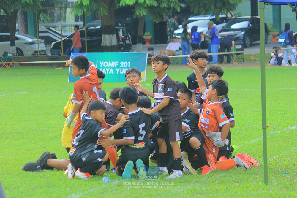 ijl u11 100526 jips soccer vs gagak muda