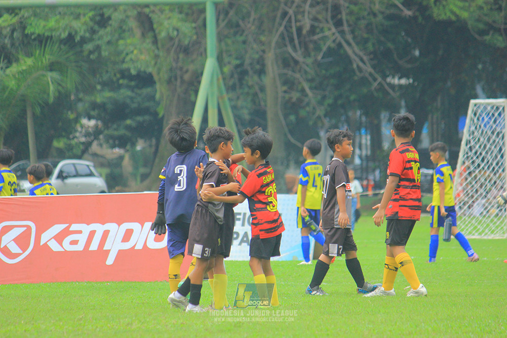 ijl u11 100526 jips soccer vs gagak muda