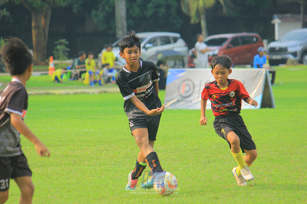 ijl u11 100526 jips soccer vs gagak muda