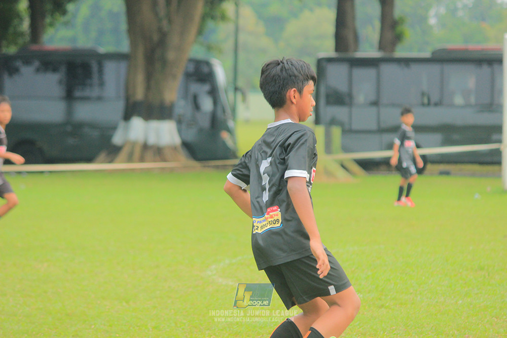 ijl u11 100526 jips soccer vs gagak muda