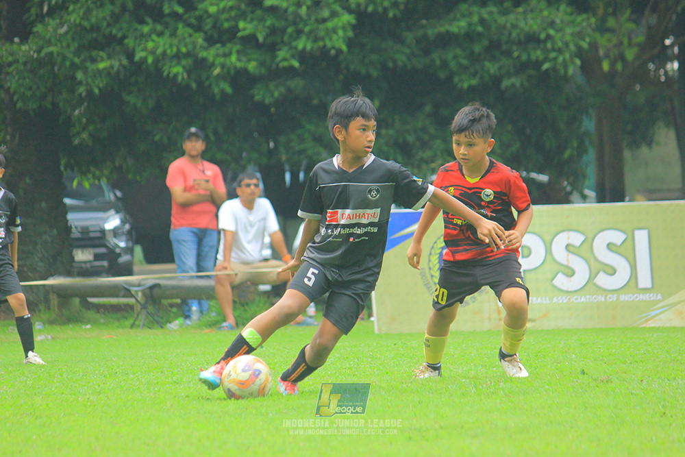 ijl u11 100526 jips soccer vs gagak muda