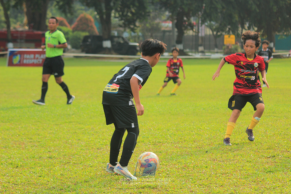 ijl u11 100526 jips soccer vs gagak muda
