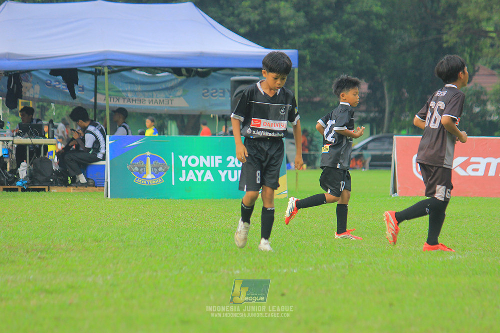 ijl u11 100526 jips soccer vs gagak muda