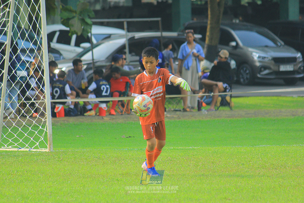 ijl u11 100526 jips soccer vs gagak muda