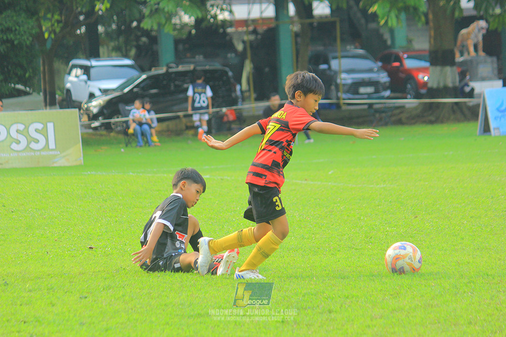 ijl u11 100526 jips soccer vs gagak muda