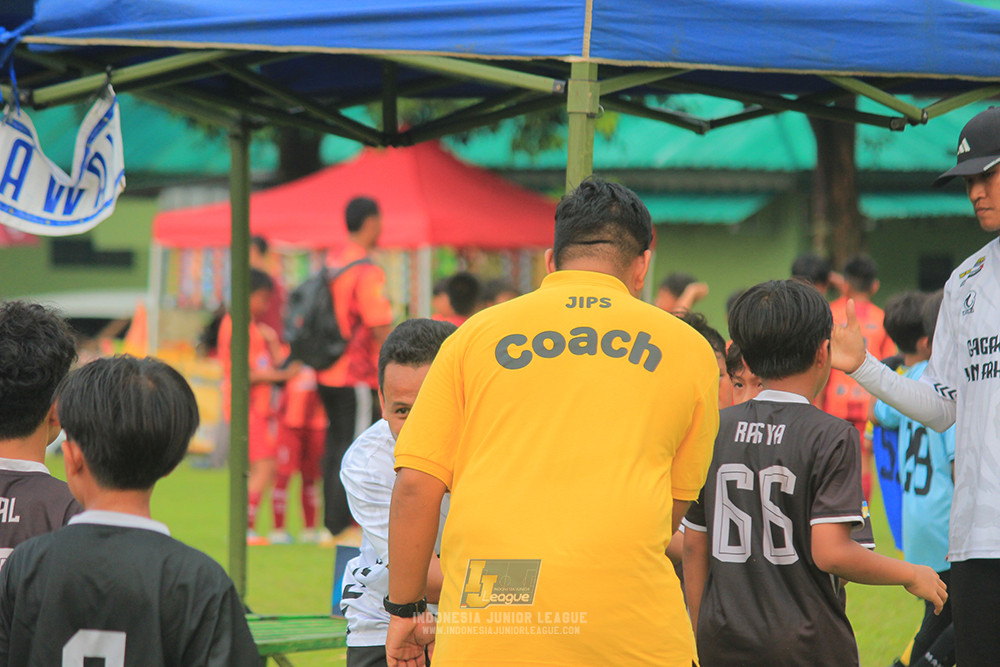 ijl u11 100526 jips soccer vs gagak muda